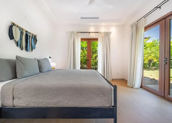Casa Natura, Golf Front Estate With Private Pool *