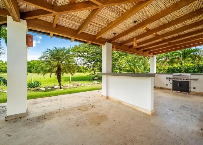 Hébergement de vacances Casa Natura, Golf Front Estate With Private Pool *